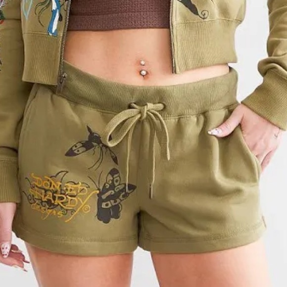 Ed Hardy Butterflies fleece Short - Picture 5 of 5